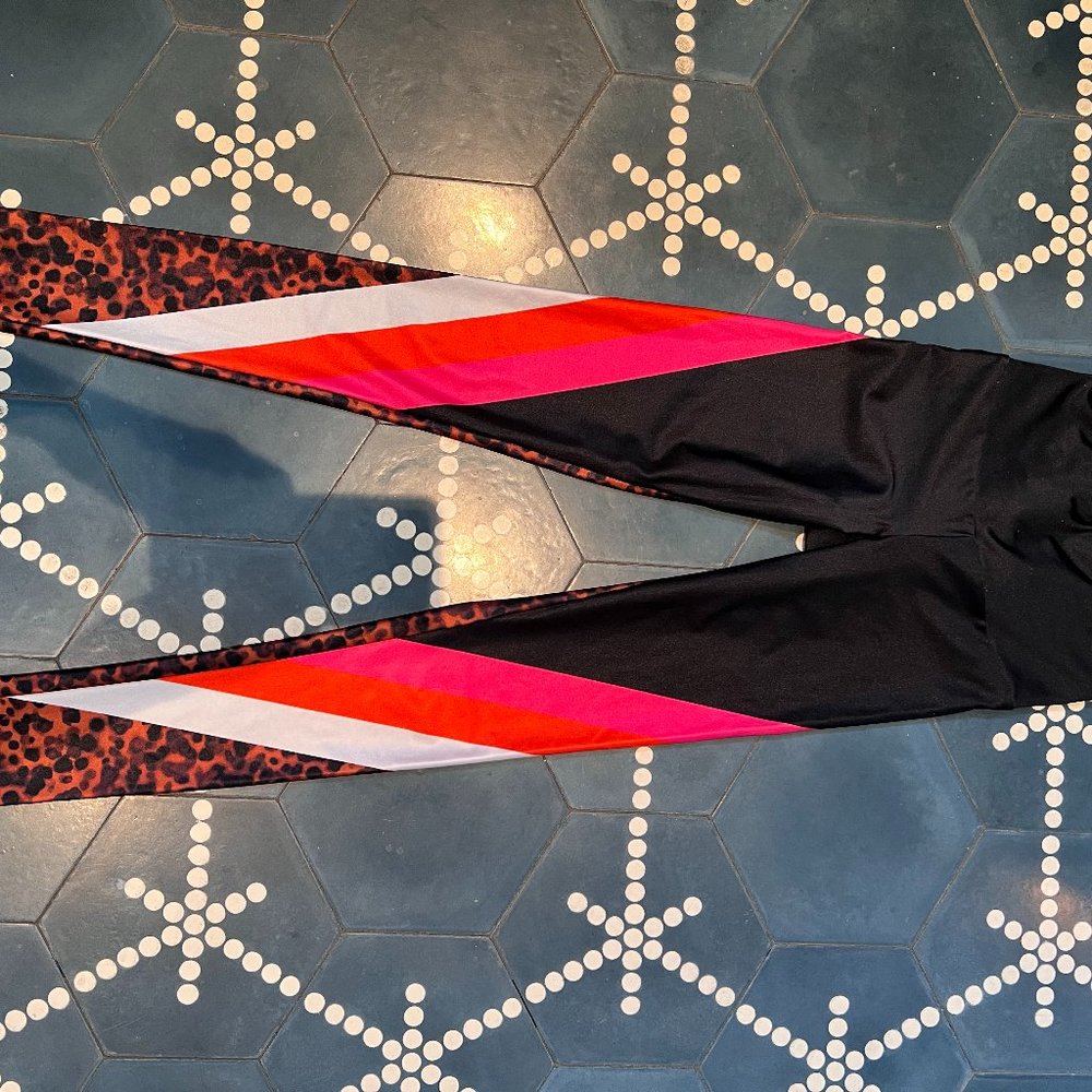 Goldsheep leggings, black with animal print, size XS
